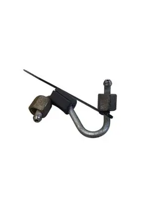 Volkswagen Golf VII Fuel injector supply line/pipe 