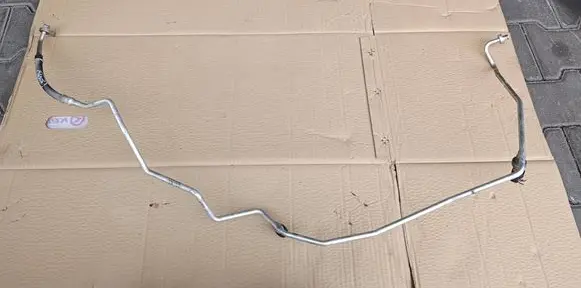 Peugeot 208 I Air conditioning (A/C) pipe/hose
