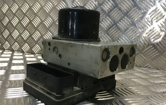 Volvo S60 ABS Pump P08619975 000113317301