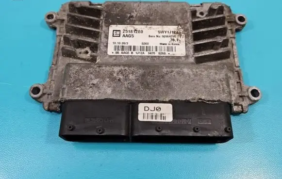 Chevrolet Cruze Engine control unit/module ECU 25181280 IMPRK1373697