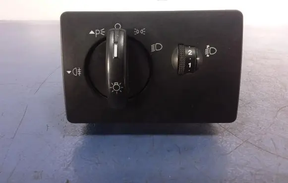 Ford Focus Light switch 7M5T13A024EA