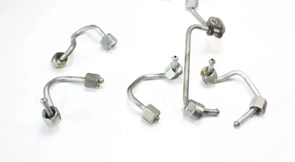 Audi Q3 8U Fuel injector supply line/pipe 
