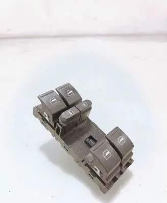 Volkswagen Touareg I Electric window control switch 7L6959857E