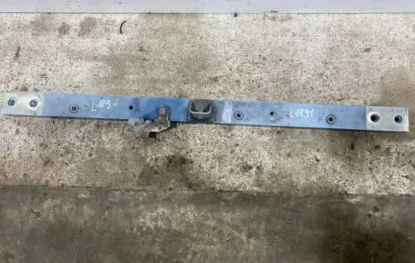 Maserati GranTurismo Radiator support slam panel bracket 