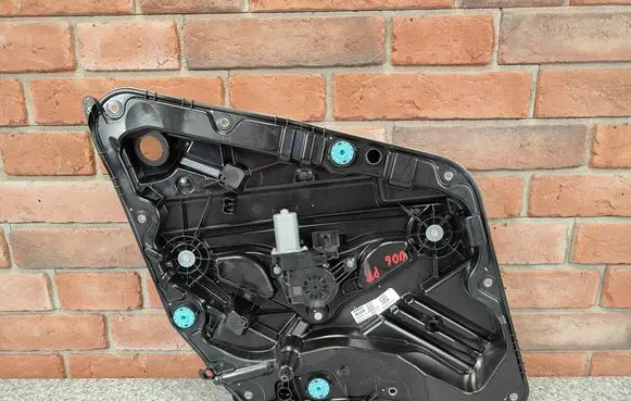 BMW 2 Active Tourer U06 Rear door window regulator with motor 5A104C4