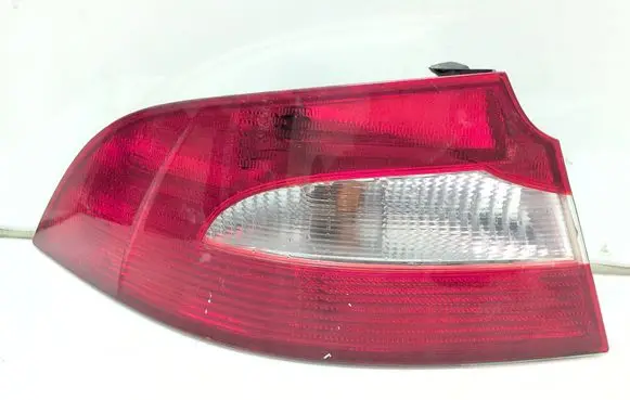 Skoda Superb B6 (3T) Rear/tail lights 086651916L E414318