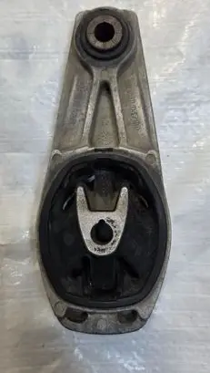 Opel Crossland X Engine mount vacuum valve 9673005780