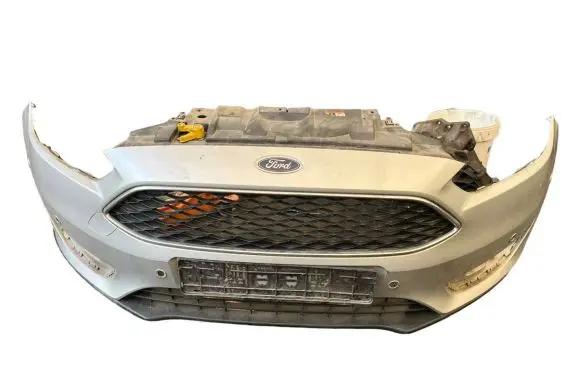Ford Focus Front bumper lkn0097a