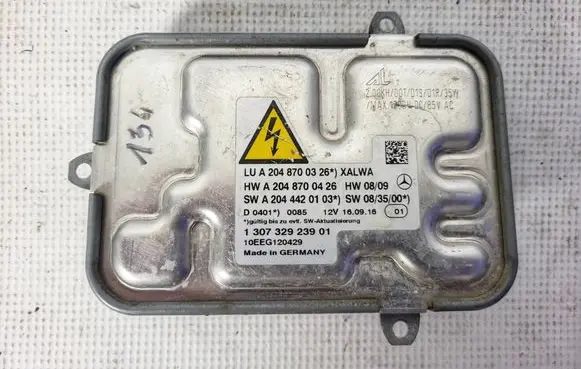 Mercedes-Benz C W204 Xenon control unit/module A2048700326