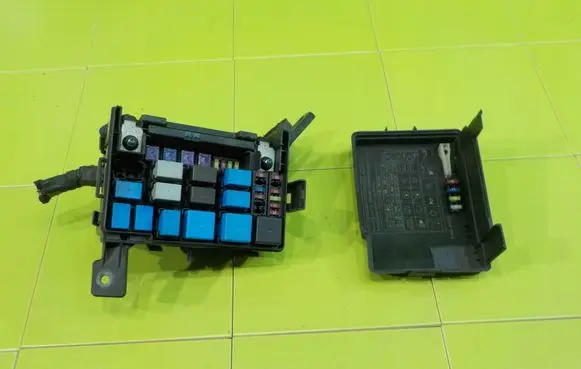 Hyundai ix20 Fuse box set 912181K082 BEZPIECZNIKOW