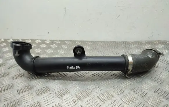 Volkswagen Golf VII Intercooler hose/pipe 04L145770H