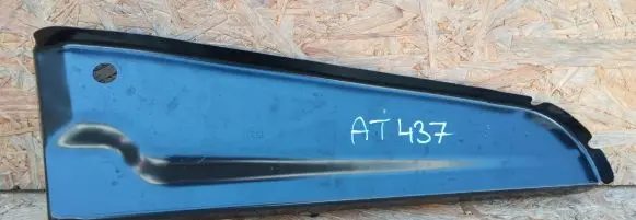 Skoda Octavia Mk3 (5E) Trunk/boot side trim panel 5E5813227
