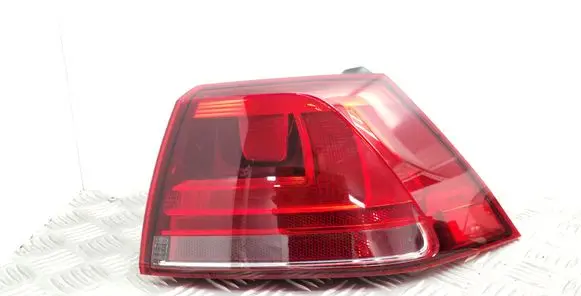 Volkswagen Golf VII Rear/tail lights 5G0945096N
