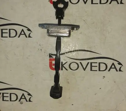 Mazda 3 III Front door check strap stopper