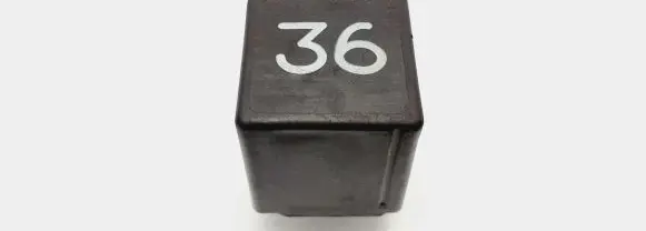 Volkswagen PASSAT B5 Other relay 3A0951307