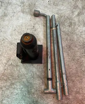 Mitsubishi L200 Lift Jack 