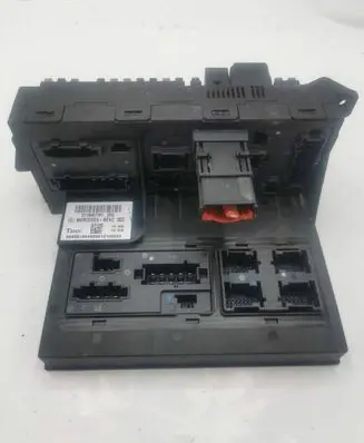 Mercedes-Benz E W211 Fuse module 2115457701