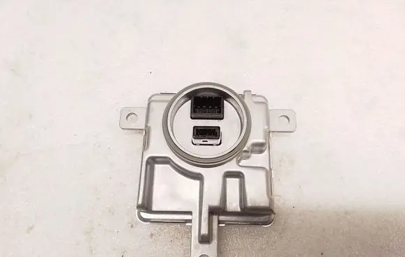 Headlight ballast module Xenon