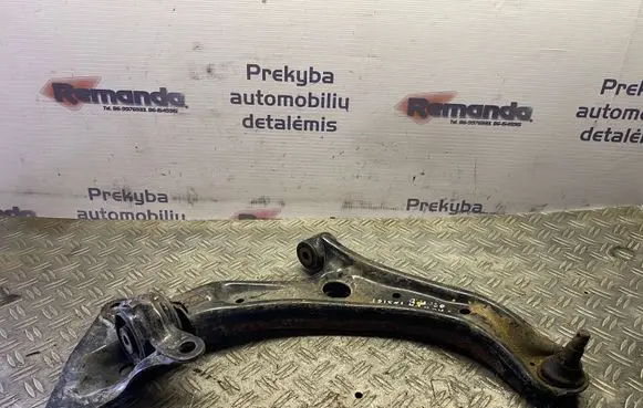 Honda Insight Front lower control arm/wishbone