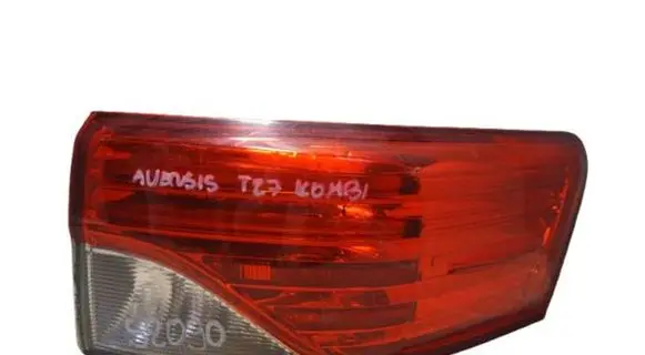 Toyota Avensis T270 Rear/tail lights