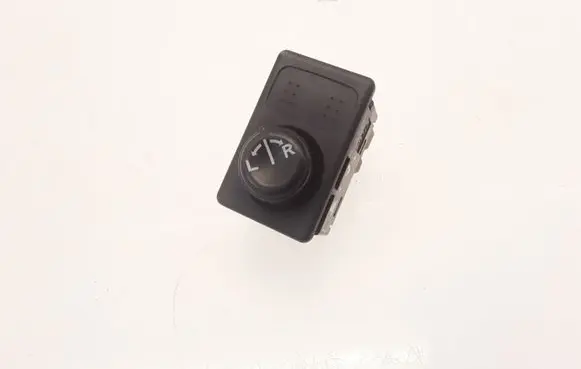 Nissan Primera Wing mirror switch
