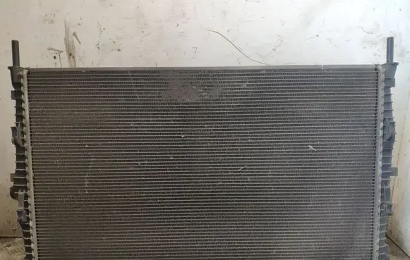 Coolant radiator