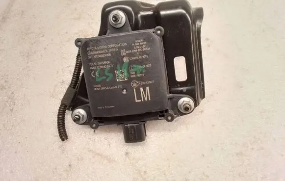 Lexus LS 460 - 600H Blind spot module 882B150010 A2C7483330300
