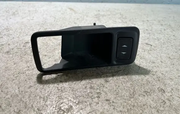 Ford Focus C-MAX Front door window switch trim 3M51226A36ADW