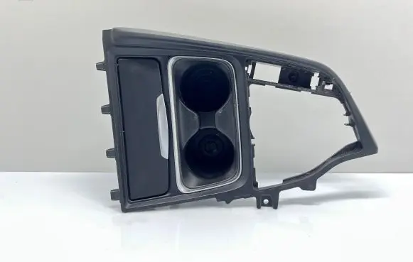 BMW 3 GT F34 Cup holder 9218926 58450713 105027853