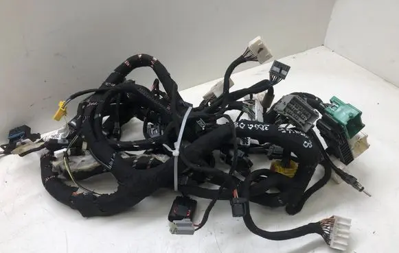 Chrysler 300 - 300C Engine installation wiring loom