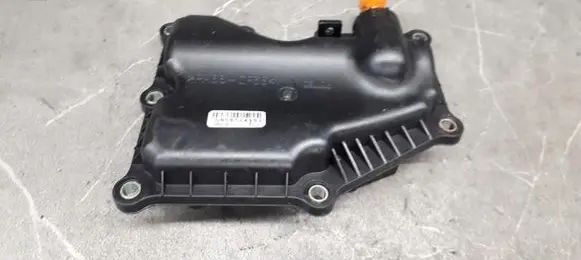 Ford Focus Oil breather separator 4M5G-HC