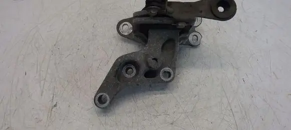 Opel Vivaro Engine mount vacuum valve 112101360R