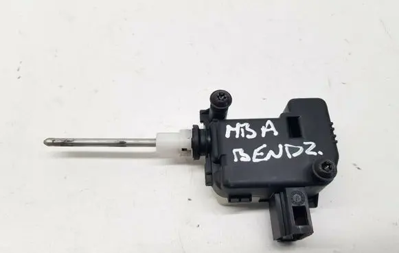 Mercedes-Benz C AMG W203 Fuel tank cap lock A2038201997 nr8287