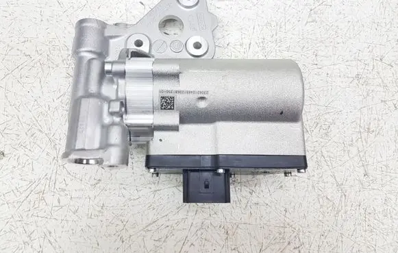 Ford Fusion II Oil pump LX687P086 LX687P086AB G646A