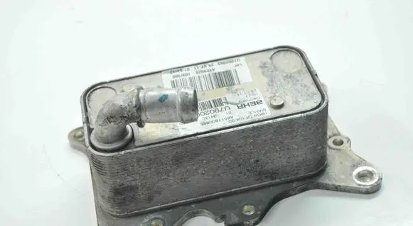 Engine oil radiator