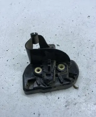 Volkswagen Caddy Sliding door lock 7H0843603K