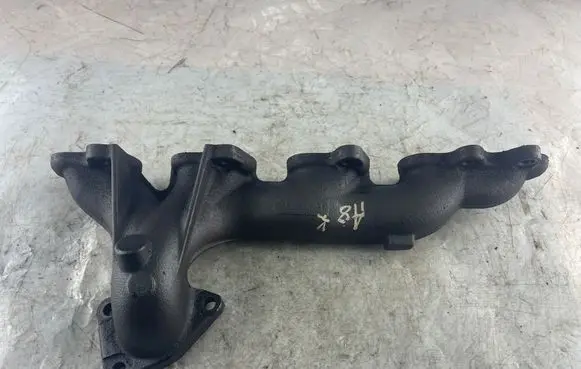 Audi A8 S8 D3 4E Exhaust manifold 057253033AB 057253033