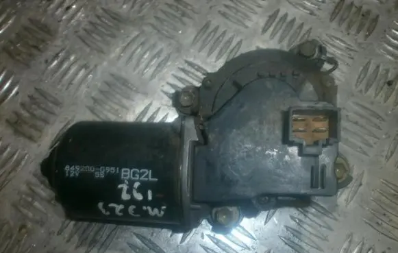 Mazda 323 Wiper motor 8492000951