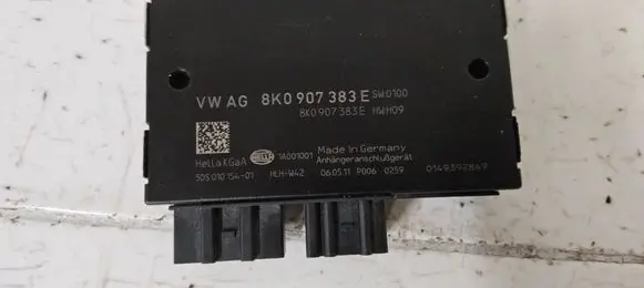 Audi A4 S4 B8 8K Tow bar trailer control unit/module 8K0907383E 5DS01015401