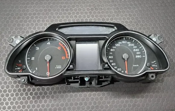 Audi A5 8T 8F Speedometer (instrument cluster) 8T0920930P 503001520404