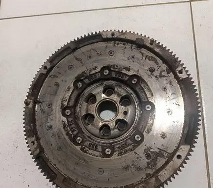 Volkswagen Sharan Dual mass flywheel 3082001948 1878005015 19011801