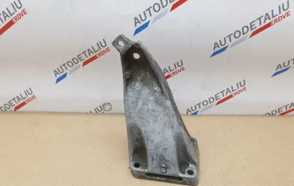 BMW 5 E34 Engine mounting bracket 1133362 11811133362 525I