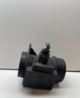 Volkswagen PASSAT B5 Mass air flow meter 074906461