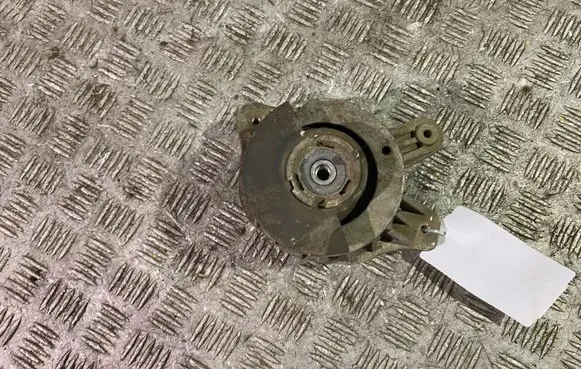 Mercedes-Benz E W238 Engine mount bracket A2382400200