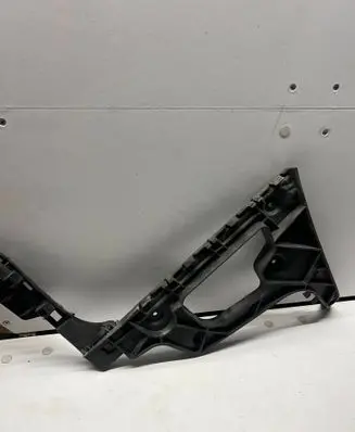 Audi A5 8T 8F Rear bumper mounting bracket 8T0807454