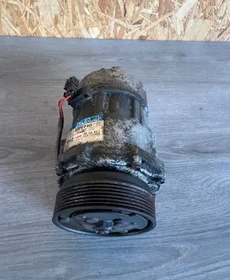 Volkswagen Golf III Air conditioning (A/C) compressor (pump) 1H0820803F 9369002204 SDV710