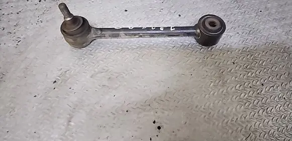 Rear control arm