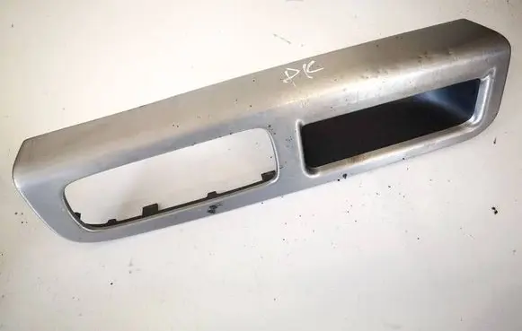 Volvo V50 Front door window switch trim 8668817