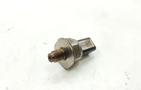 Fuel pressure sensor