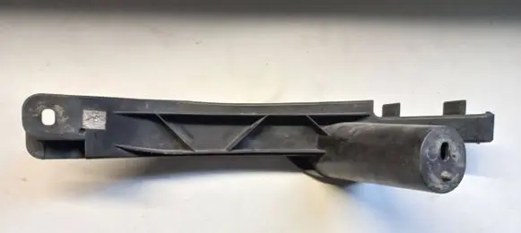 Volkswagen Jetta V Front bumper mounting bracket 1K0807890B